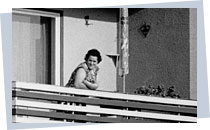 Wohnblock in Wolfsburg, 1956; Rechte: AKG-Images